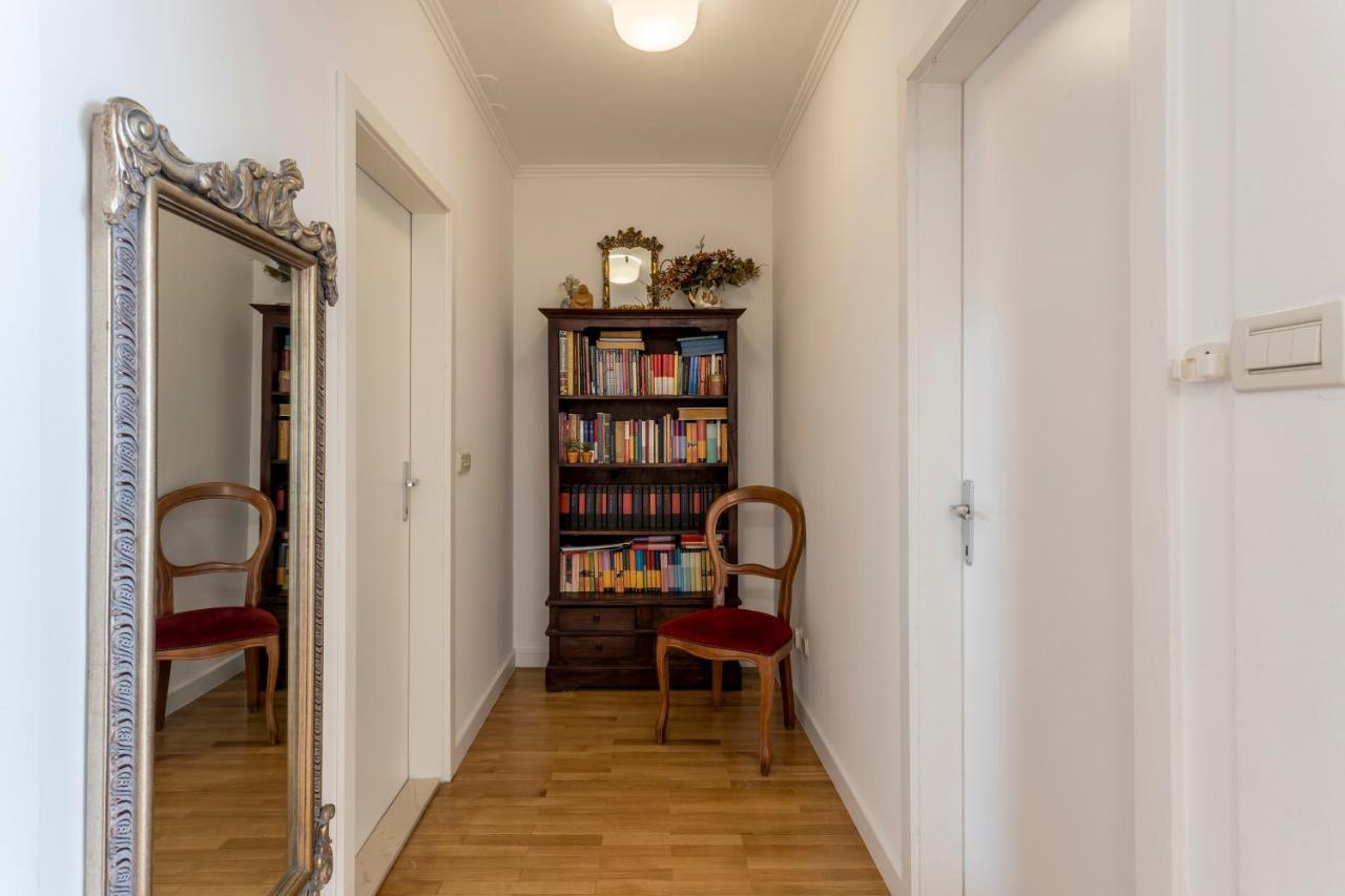 Velebis Superior Apartment - Luxurious One-Room Apartment With Jacuzzi - Prestigious Location By The Sea In The New City Center Of Znjan - Panoramic View Of The Sea And Islands - Free Garage Parking - Buralux Properties Split Exterior photo